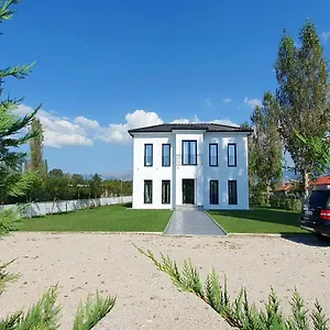 Nerium Garden Tirana Airport Otel